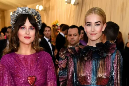 Dakota Johnson Geschwister