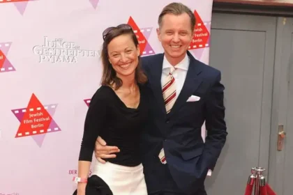 Wer ist Max Raabe Freundin Jenny Vogt